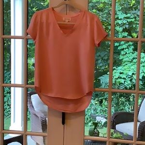 Cloth & Stone  Pink,V neck, short sleeve T.  XS